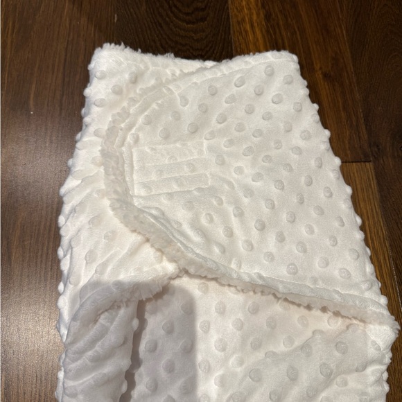 Baby Sleep Nest NWOT - Picture 3 of 4